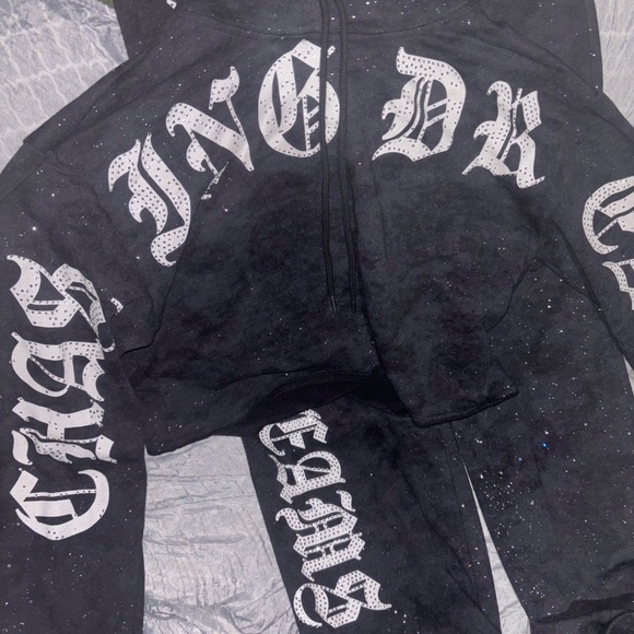 Two piece street wear set - Picture 2 of 4